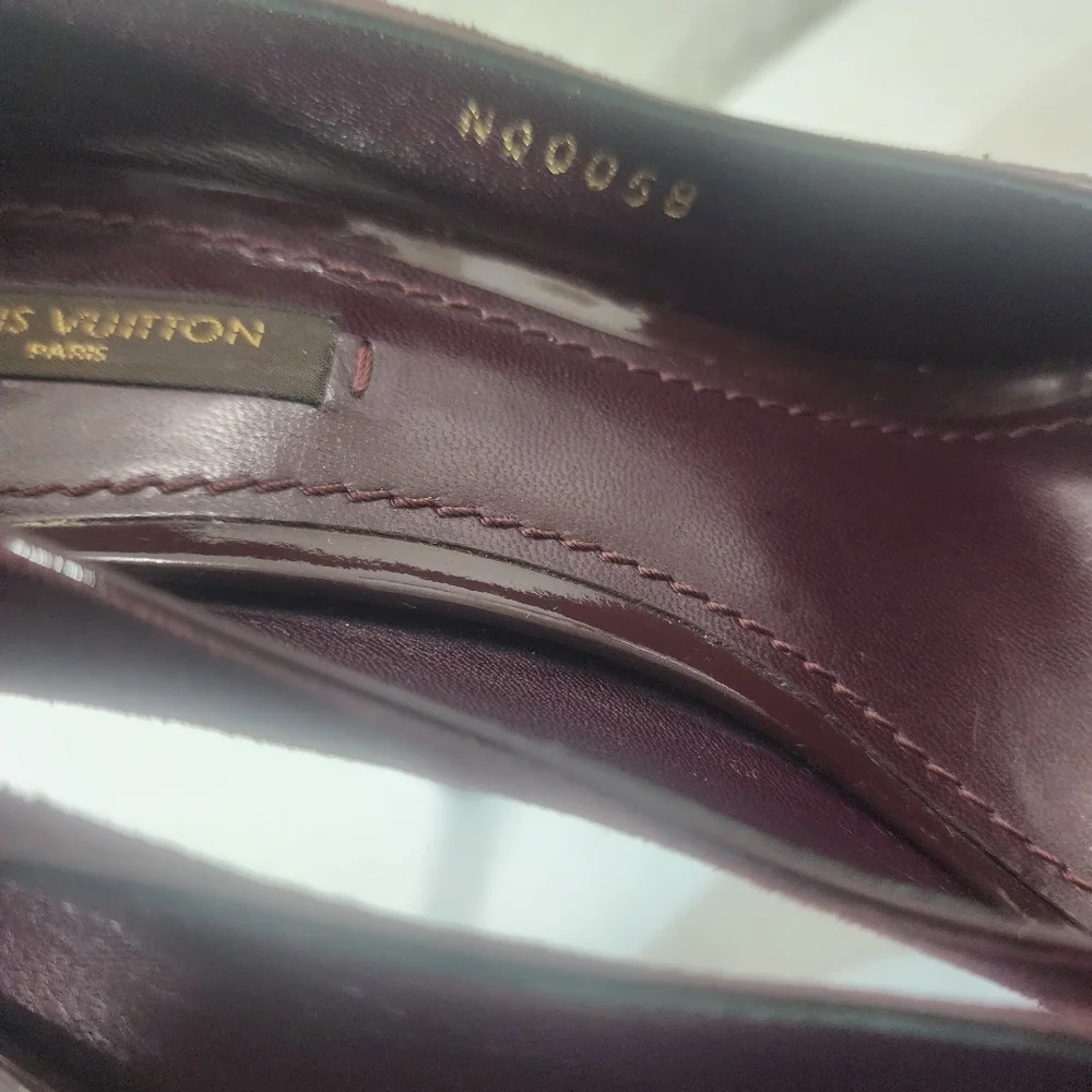 Louis Vuitton Platform Peep Toe Pumps Burgundy Suede Stiletto Heels Size 37